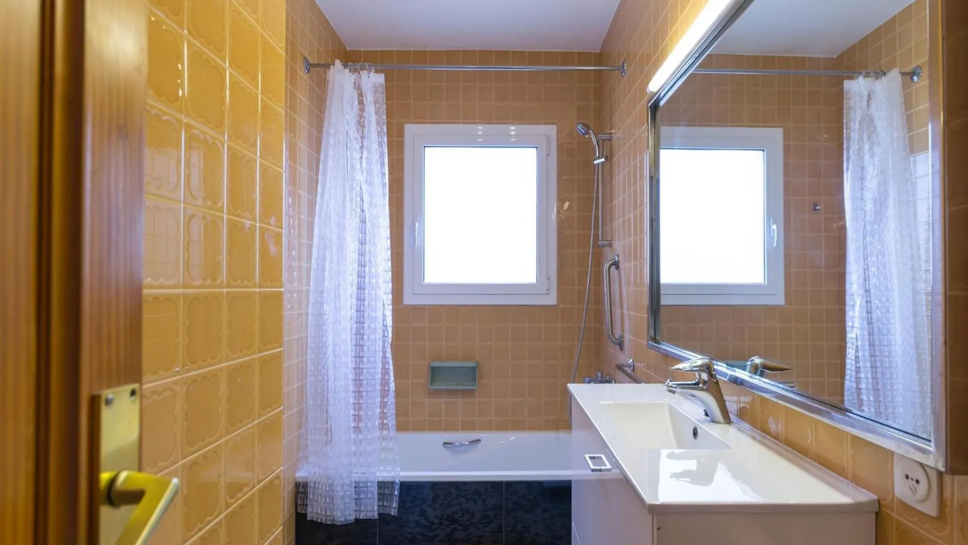 Family-Friendly Villa In Costa Brava L' Escala