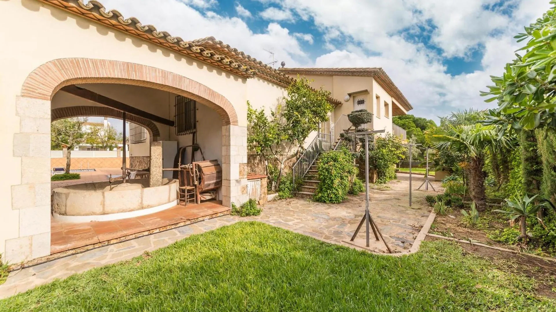 Family-Friendly Villa In Costa Brava L'Escala